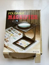 Folding magnifier