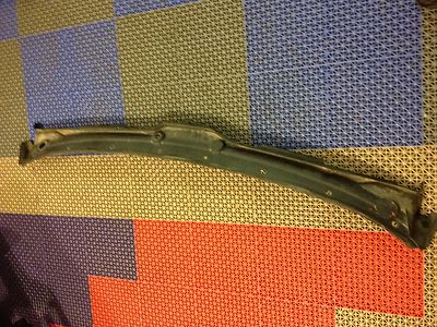 BMW E53 X5 Windshield Cowel Cover LOWER WIPER TRIM MOTOR WEATHERSTRIP