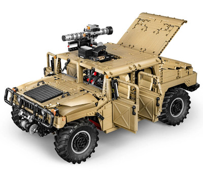 CaDA Humvee H1 Military Off-Road Vehicle 1:8 Scale Technical 3935pcs Blocks Set