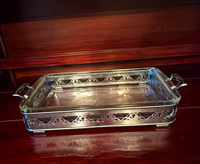 Vintage Pyrex 232 Clear Glass 2-Quart Baking Dish TM REG Borosilicate with tray
