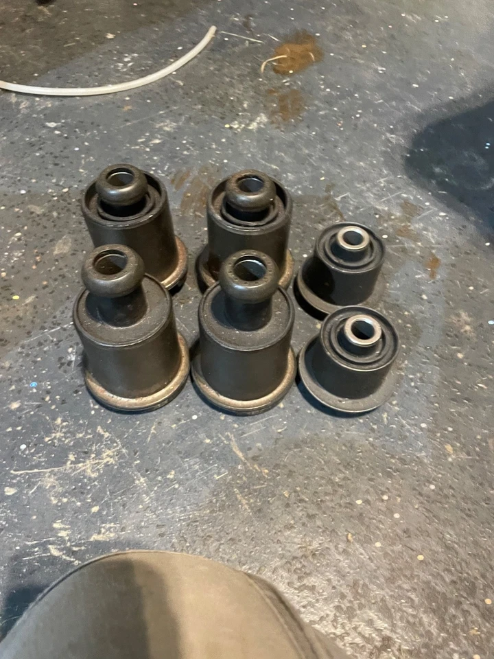 Dorman control arm bushings set for 2009 Ford F150 - Image 3 of 4