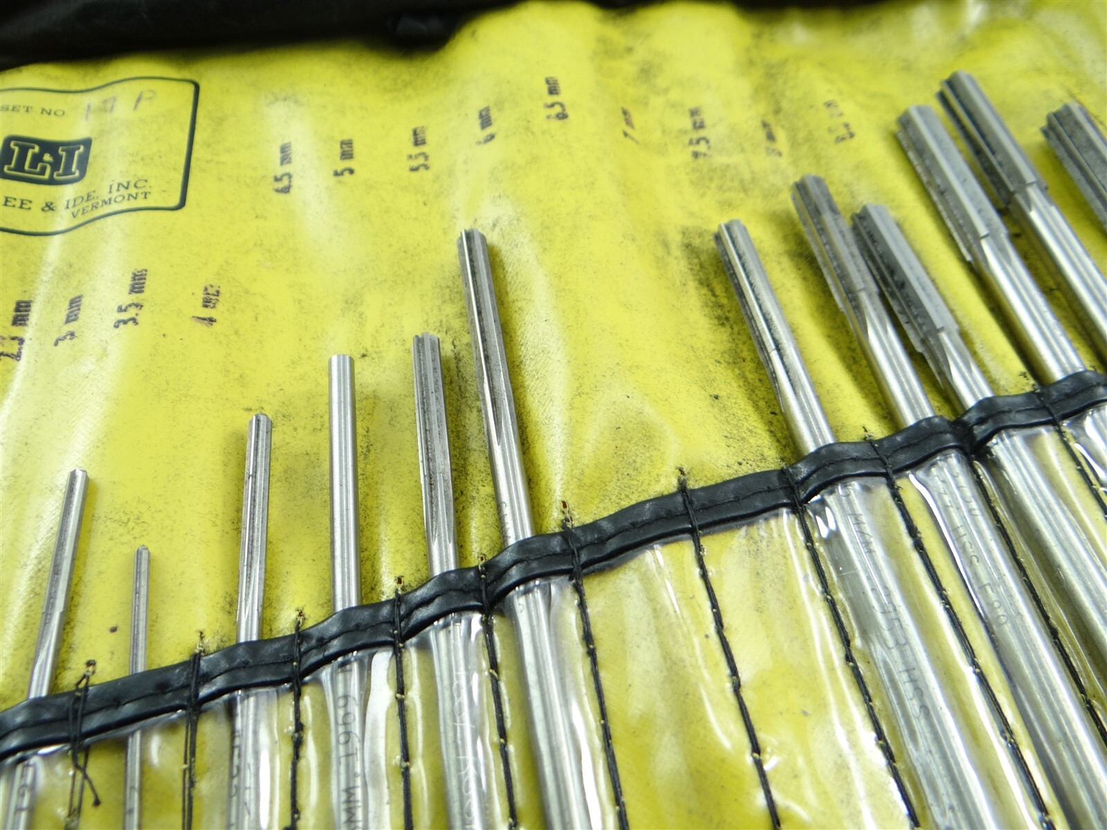 ALMOST COMPLETE! LAVALLE & IDE METRIC CHUCKING REAMER SET +POUCH eBay