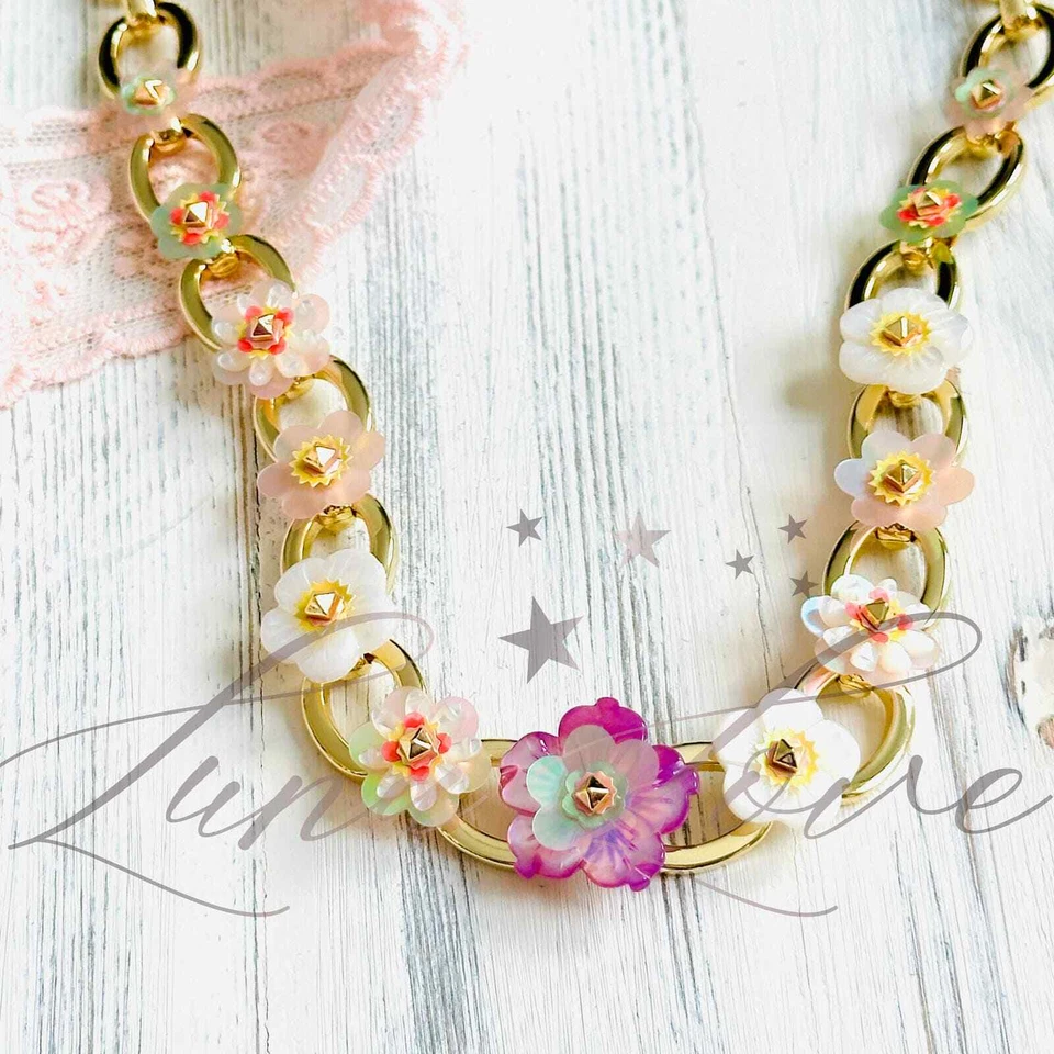 Collar de cadena Kendra Scott Deliah dorado llamativo en mezcla pastel nuevo con etiquetas