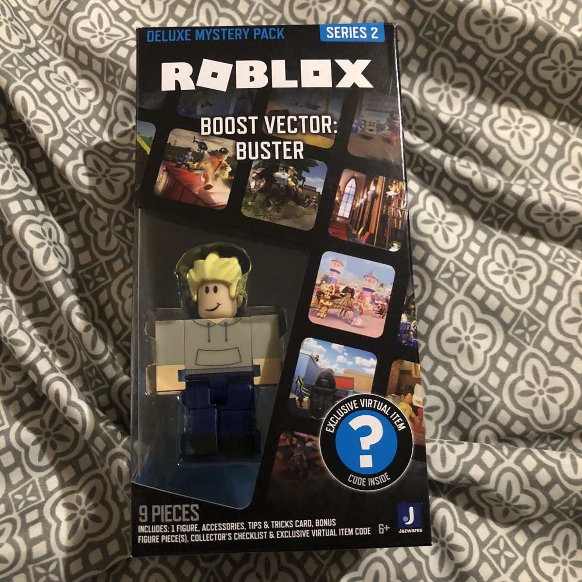 ROBLOX Deluxe Mystery Pack Series 2 Boost Vector: Buster Exclusive