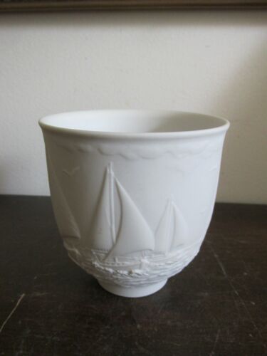 Lladro Spain Collectors Society Sailing The Seas 1997 Cup Candle Holder  - Picture 1 of 5