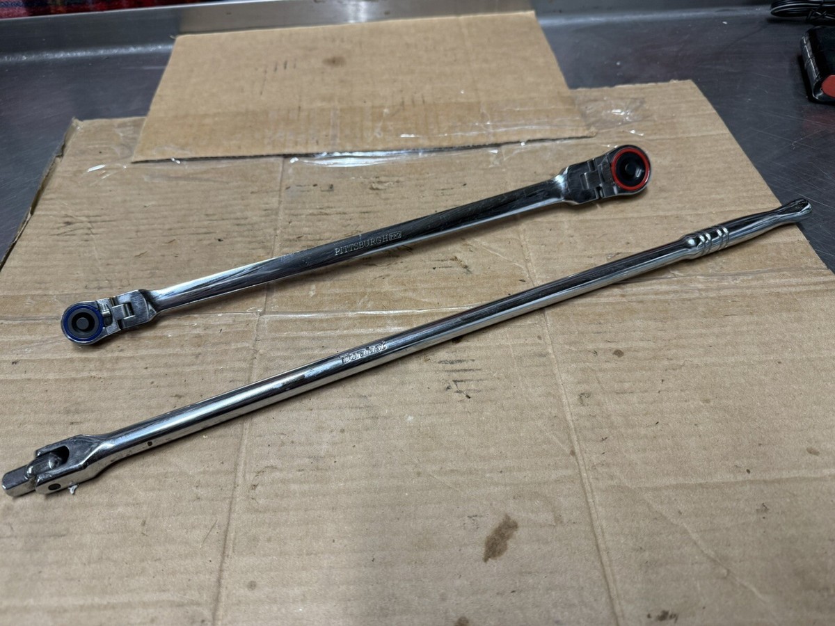 PITTSBURGH PRO 1/4 in., 3/8 in. Drive Long-Reach Dual Flex Head