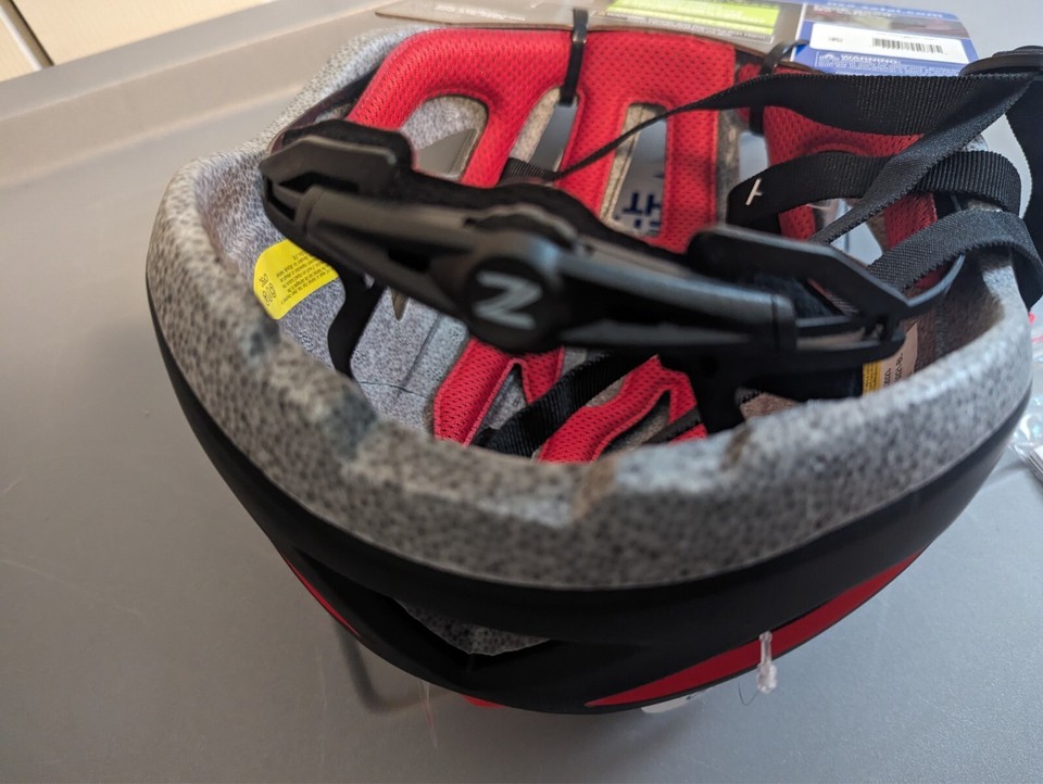 Zefal Smart Bike Helmet Black/Red LED Safety Light 5074 Size L (5861cm