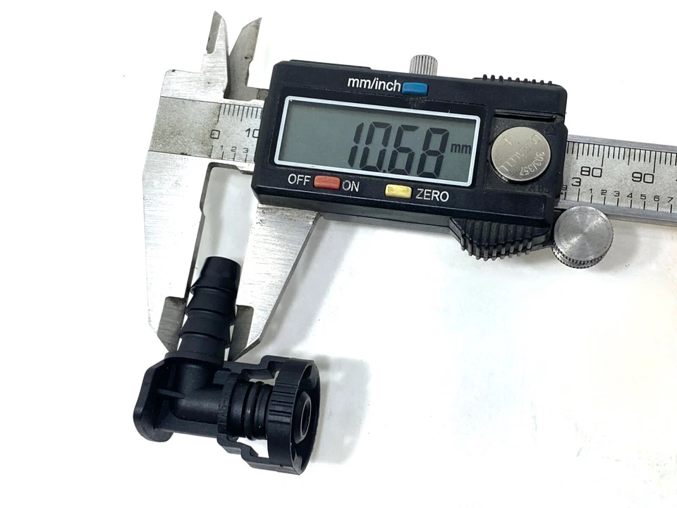 Juego de unión de acoplamiento de desconexión de liberación rápida de montaje de manguera de línea de combustible de gas Ducati Foto 2 de 2