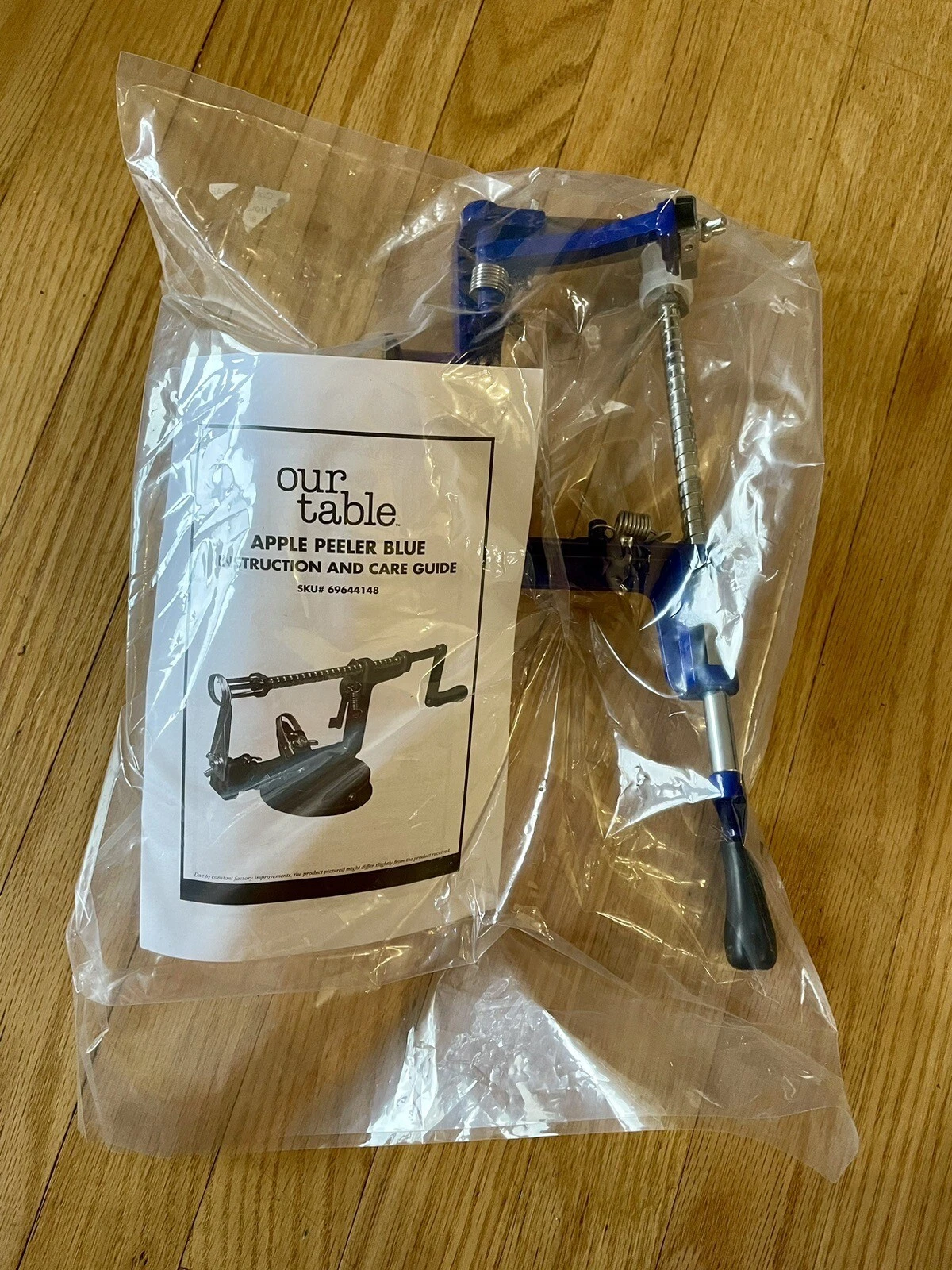 Our Table™ Apple Peeler with Vacuum Base in Blue Brand New Sealed 69644148
Opens in a new window or