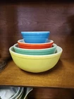 Pyrex Primary Color 4-Bowl Mixing Set Yellow Green Red Blue