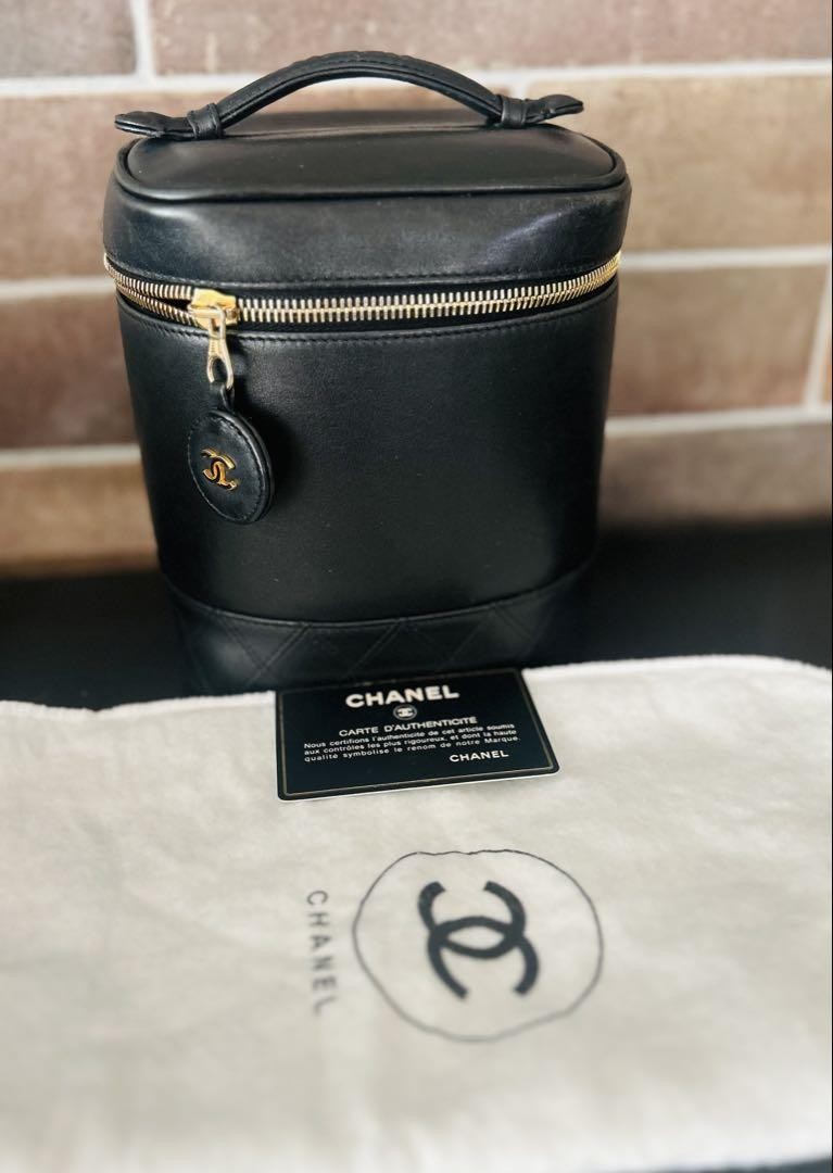 CHANEL Vintage Bicolore Black Vanity Bag with Dust Bag and Authenticity Card MBc0480