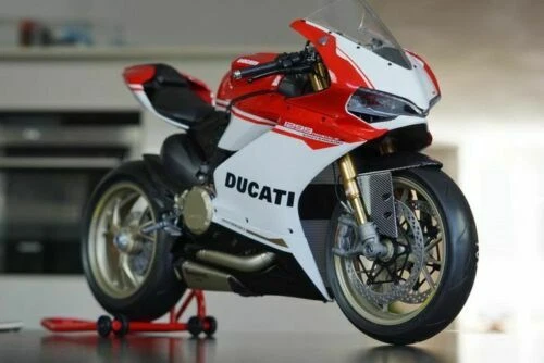 Articoli di modellismo statico Pocher Scala 1:4