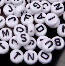 6-7mm White Black Acrylic Disc Flat Round Letter Alphabet Beads spacer 100 