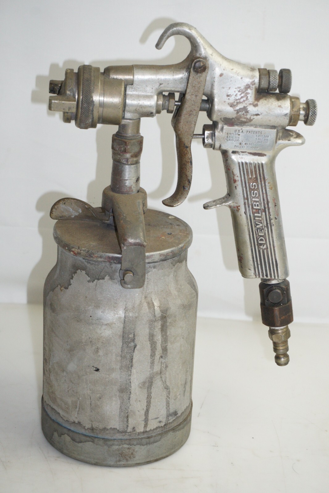 vintage-devilbiss-spray-gun-type-and-cannister-mbc-toledo-ohio-devil