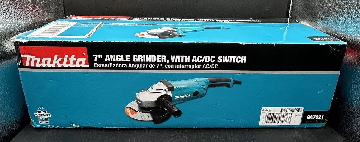 MAKITA 7 IN. TRIGGER SWITCH 15 AMP ANGLE GRINDER GA7021 MVP012950