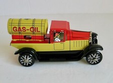 Vintage ReproductionTin Gas Oil Tanker Wind Up Toy Truck Pick Up Gasoline Fuel