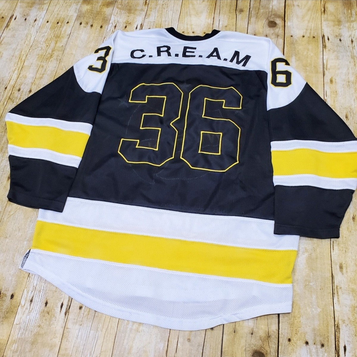 Wu Tang 36 C.R.E.A.M. Hockey Jersey Limited Edition Size M Wu Tang 36 C.R.E.A.M. Hockey Jersey Limited Edition Size M