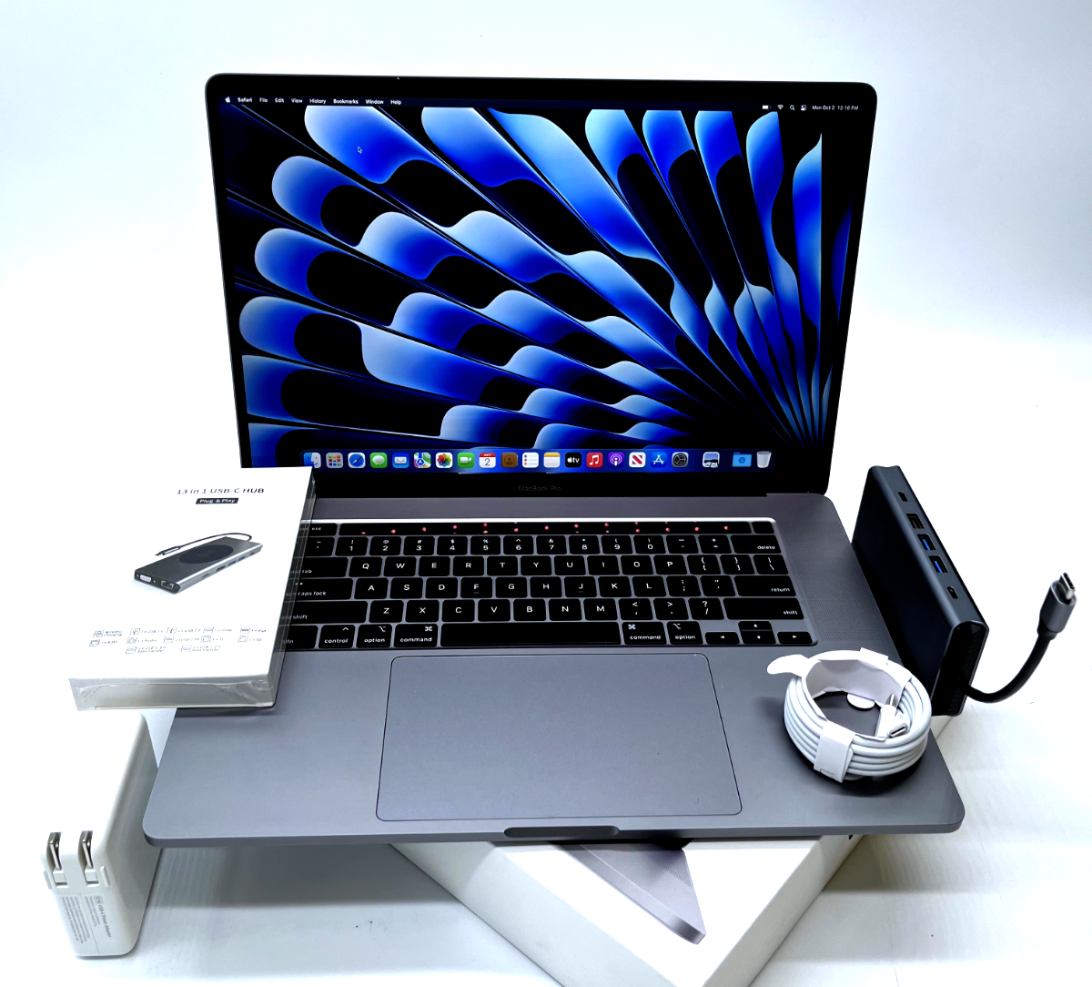 APPLE MACBOOK PRO 16 TOUCHBAR 16GB RAM 512GB SSD 6 CORE 4.5 APPLE MACBOOK PRO 16 TOUCHBAR 16GB RAM 512GB SSD 6 CORE 4.5