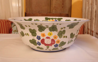 NWT Limited Edition The Ivy Restaurant Los Angeles Grand Serving Floral Bowl
