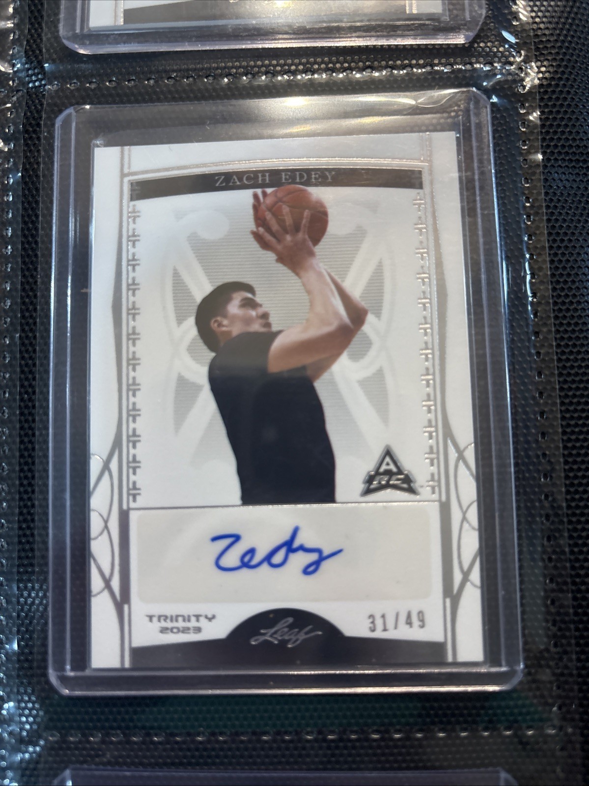 2022-23 Leaf Trinity - Zach Edey #BA-ZE1 Silver /49 (AU, RC)