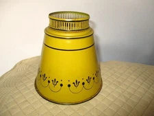 Near Mint Vintage Golden Mustard Yellow / Black Accents Tole Metal Lamp Shade