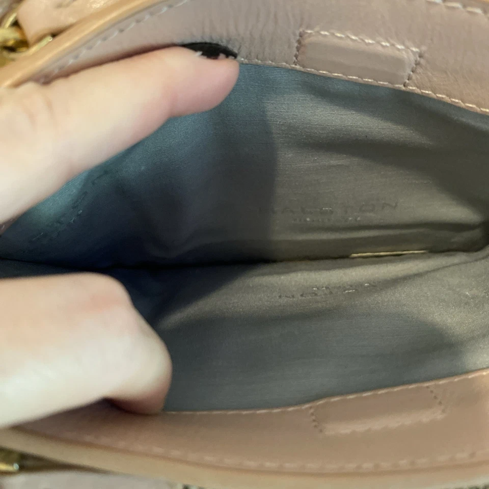 Cartera sin asas múltiple de cuero rosa Halston Heritage sin correas usada Foto 4 de 4