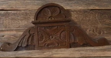 Antique Solid Oak Crest/Pediment/Crown Carved Wood Salvage