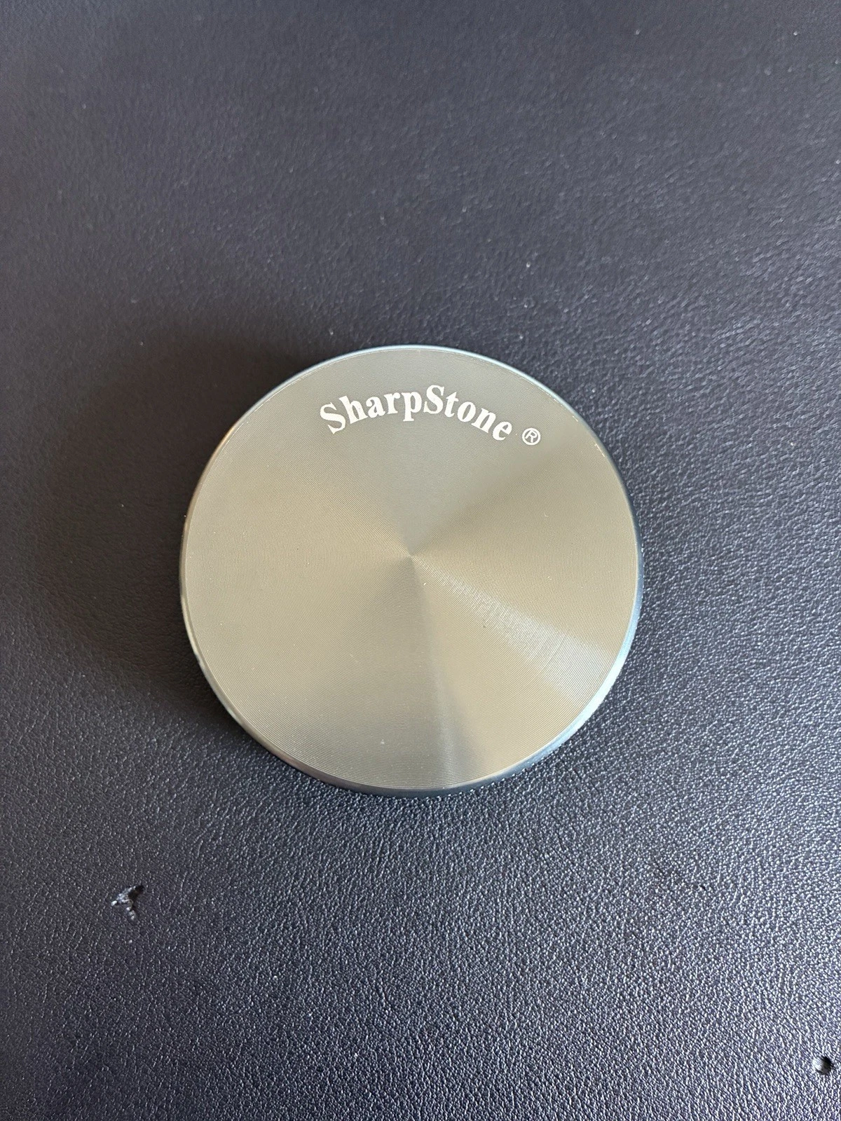 Sharpstone GREY 2.5" - 2 Piece Hard Top Herb / Spice Grinder AUTHENTIC
Opens in a new window or tab