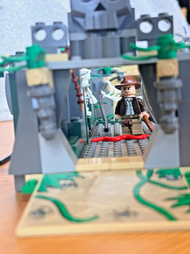 LEGO Indiana Jones 7623 Temple Escape Set &ndash; Incomplete 95%