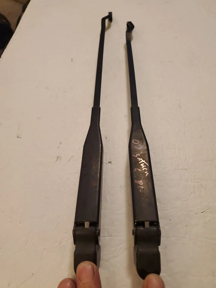 Saturn S Series 1991-2001 brazos limpiaparabrisas izquierdo y derecho fabricante de equipos originales con tapas Foto 4 de 4