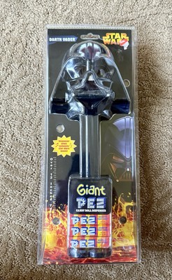 Star Wars Giant Pez Dispenser - DARTH VADER 12
