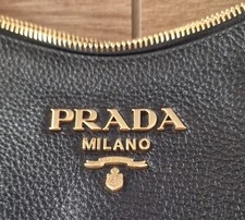 prada Damen tasche schwarz Leder ungetragen