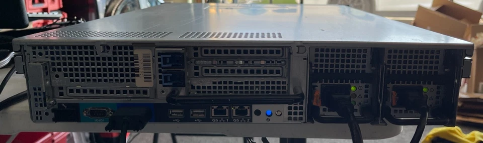 Dell Poweredge 2950 Server Intel Xeon 3.00GHz 4GB Ram 5 x 300GB 15K RPM HDD 750w - Image 2 of 4