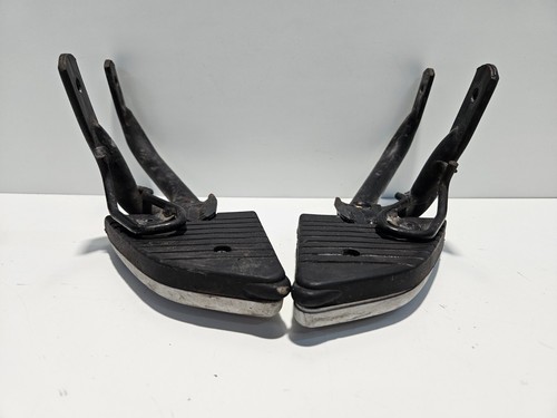 COPPIA PEDANE POSTERIORI POGGIAPIEDI DX SX HONDA SH 125 150 i ANNO 2005 2008 - Foto 3 di 8