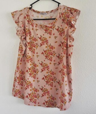 Cha Cha Vente Women's Pink Floral Round Neck Short Sleeve Pullover Blouse Medium