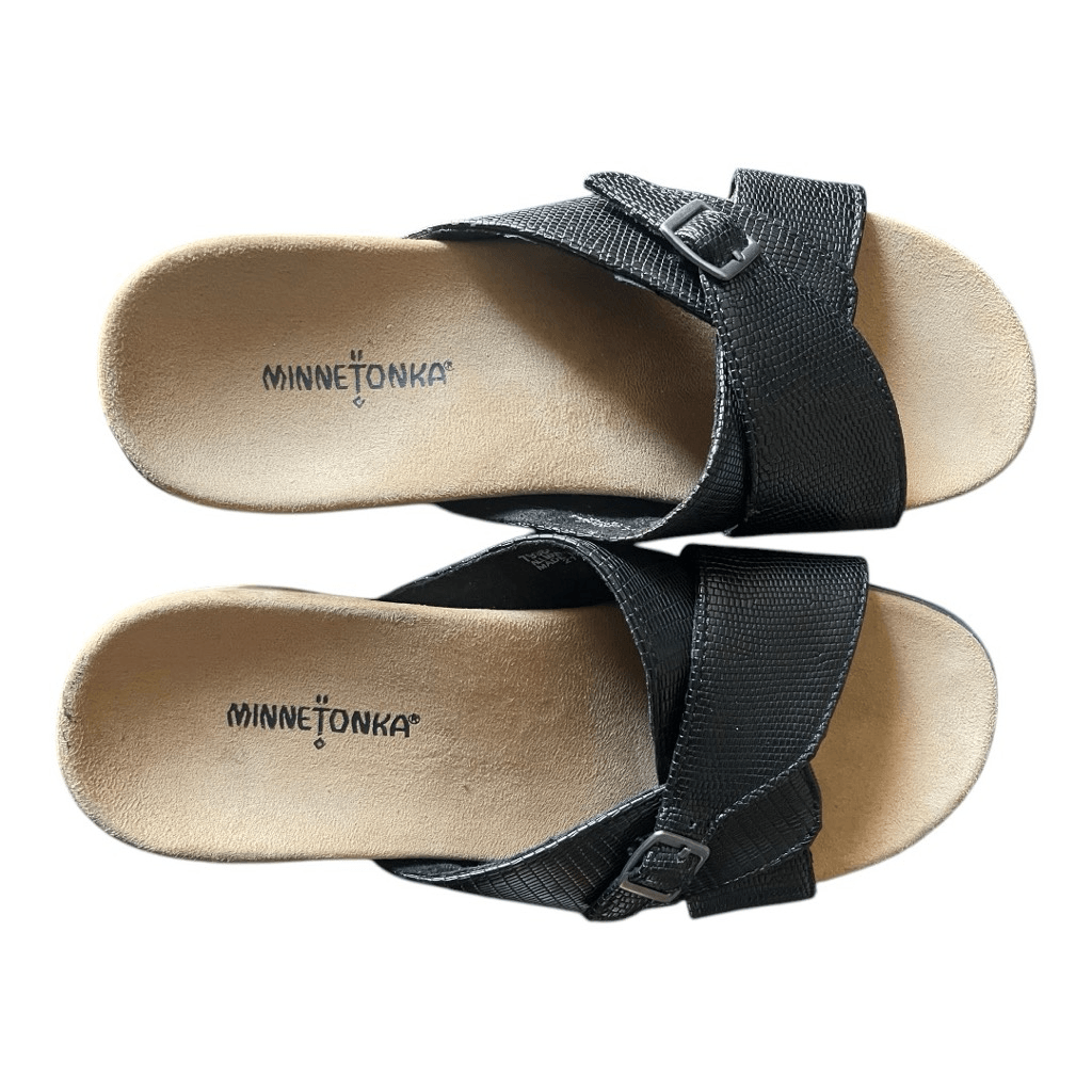 APL Sandali boho Minnetonka Becca in pelle con slip on taglia 9 usati in ottime condizioni