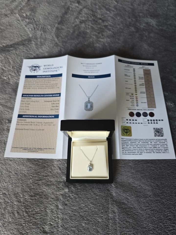 Natural Aquamarine 0.96ct and Diamond 0.20ct Emerald Shaped Pendant - Image 4 of 4