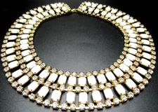 WEISS Unsigned White Milk Glass Sparkling Ice Rhinestone Collar Necklace