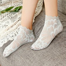 2pairs/5pairs Lady Lace Mesh Socks Ankle Sheer Non-slip Hollow Out Footsie Thin