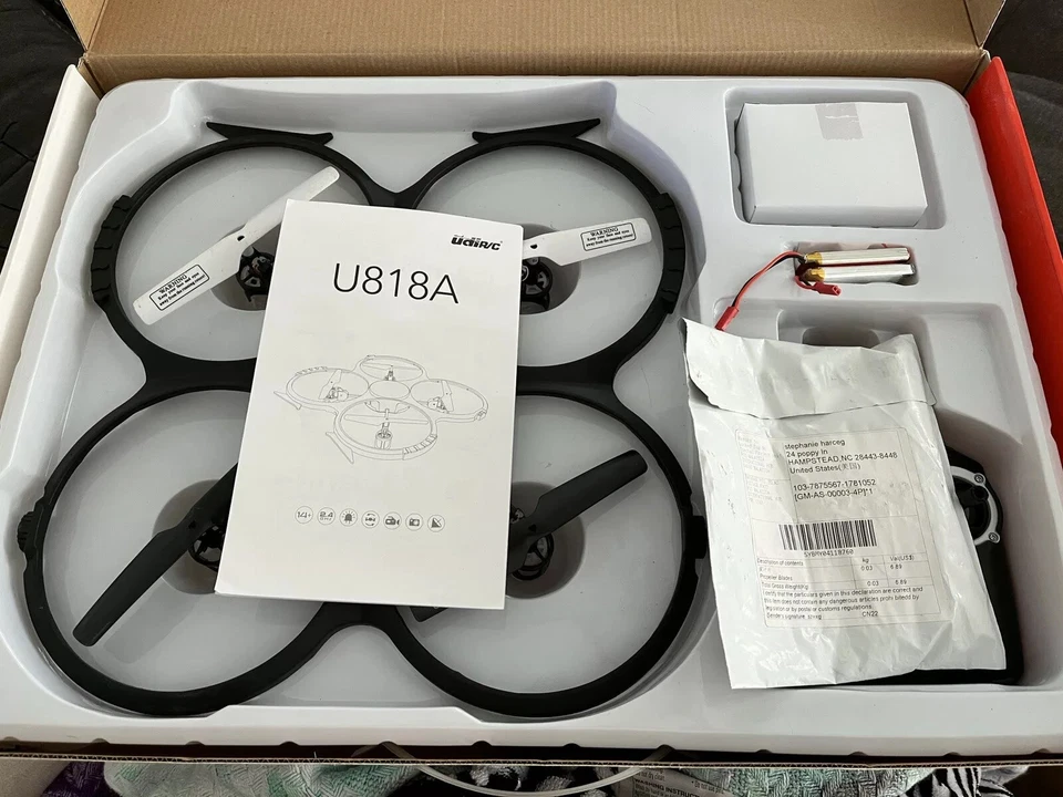 UDI R/C U818A 2.4GHz 4 CH 6 Axis Gyro RC Quadcopter with Camera RTF Mode 2 - Image 2 of 4