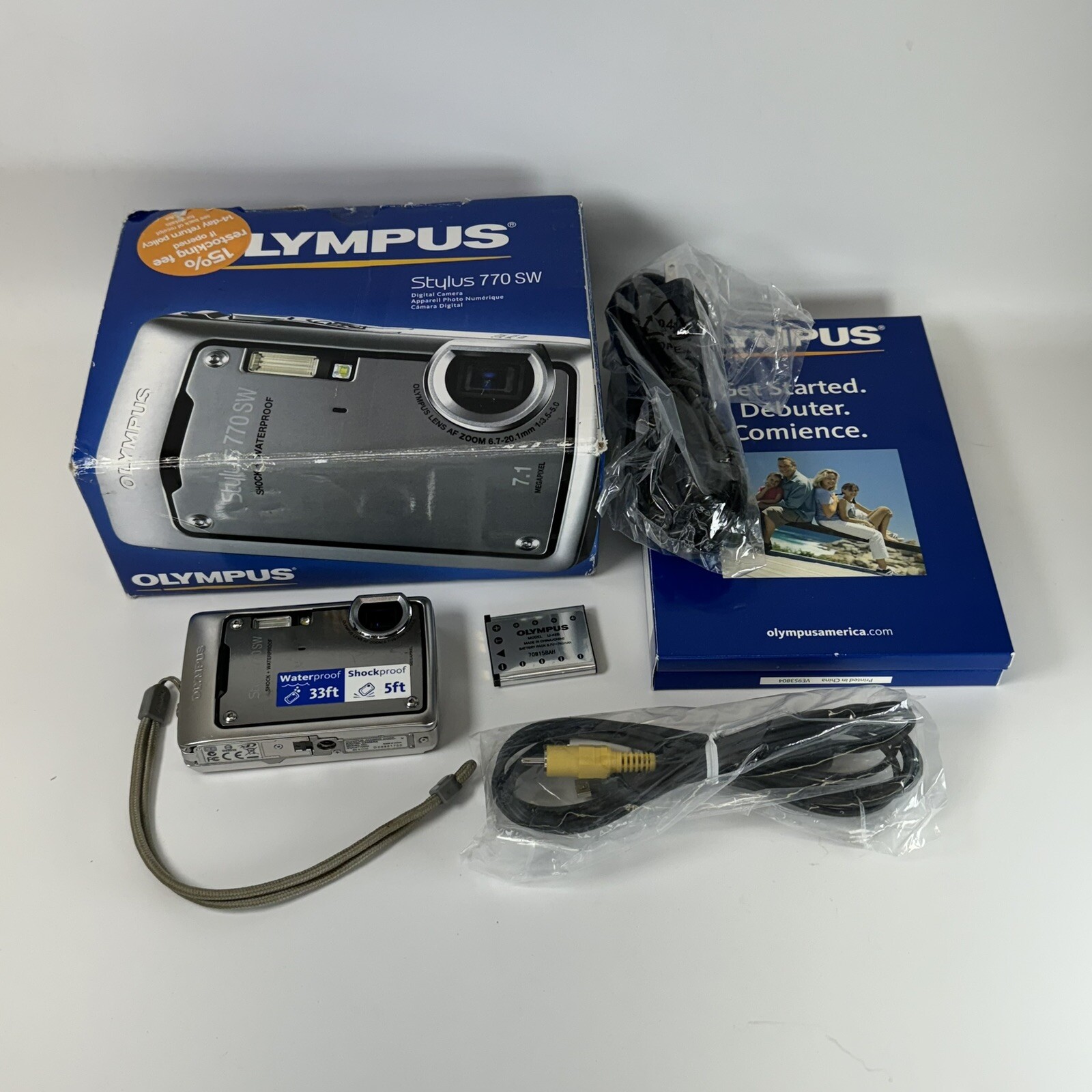 Olympus Stylus 770 SW Silver With Battery Box Papers Cords