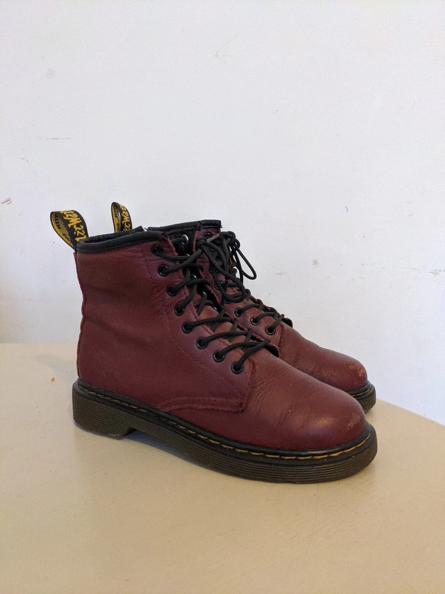 Dr martens top 33 uk