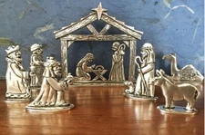 Standing Nativity Set 7 pcs by Basic Spirit Gift Boxed, Pewter, Christmas