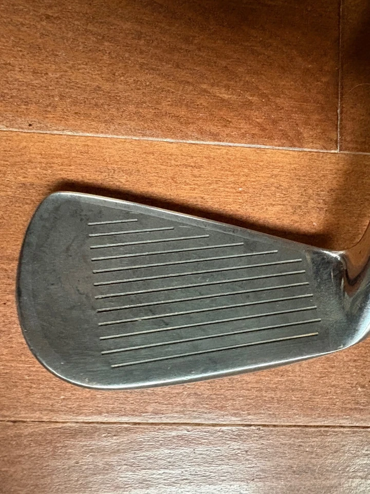 Ben Hogan Edge CFT 4 Iron RH Graphite Shaft 38.5" - Image 2 of 4
