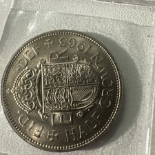 Queen Elizabeth I 1965 Half Crown Coin Condition UNC