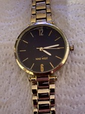 NINE WEST Gold Tone Black Dial Women's Watch. New Battery, Running Fine