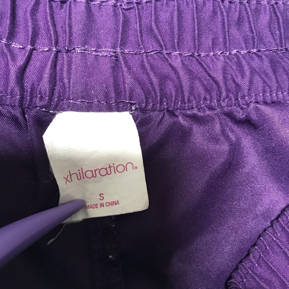 Mini Pantalones Cortos Y2K Para Mujer Pequeños Púrpura Tiro Bajo Cintura Elástica Hilaración Gimnasio Playa Foto 3 de 4