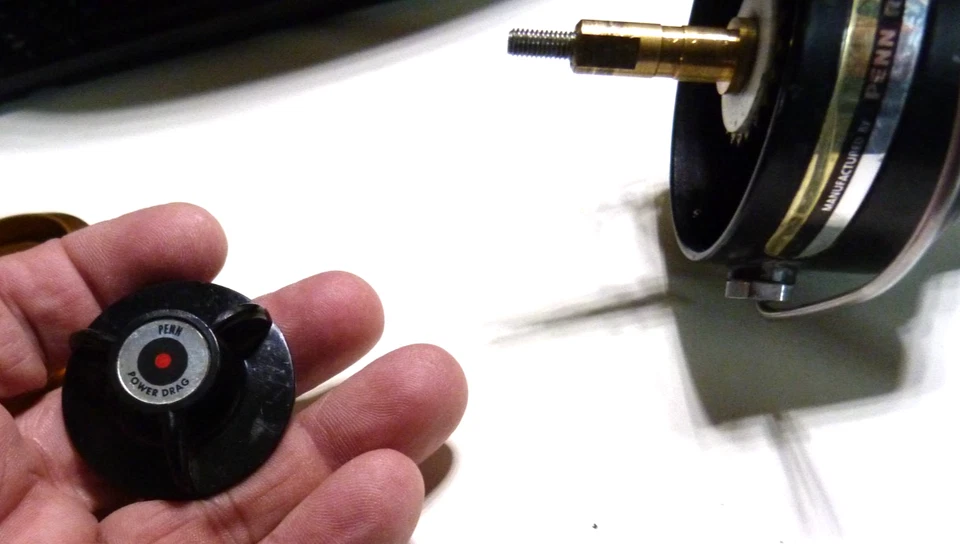 Penn 710Z Spinning Reel Blue Tote 113 - Image 3 of 4