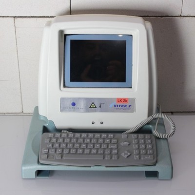 Biomerieux Vitek 2 - Smart Carrier Station - Tastatur - Analyse Gerät