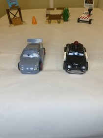 Lego 10742: Juniors: Cars 3: Willy's Butte Speed Training - Complete with cars!